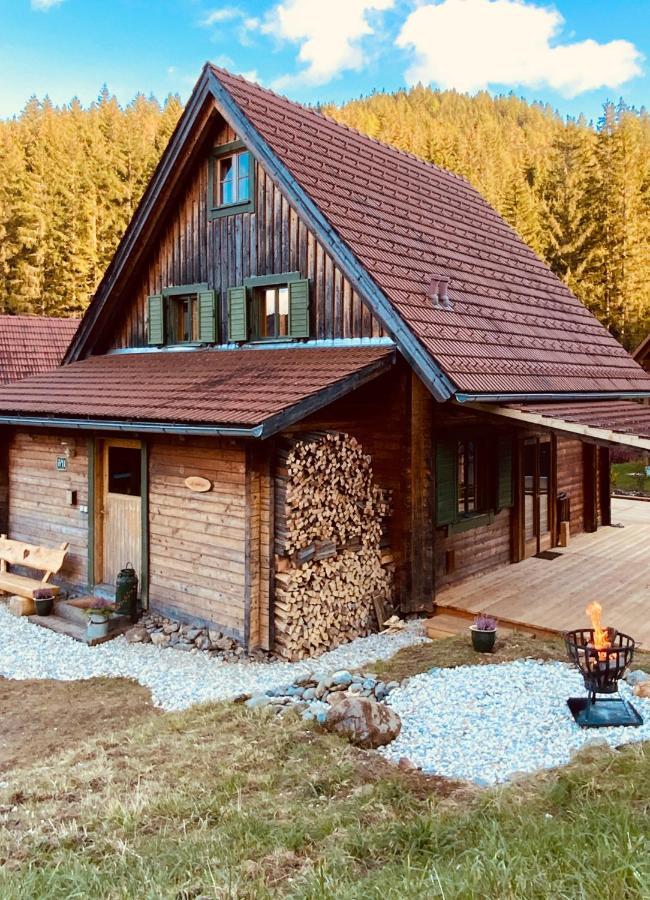 Zirbitz Hütte Mit Sauna Und Kamin *